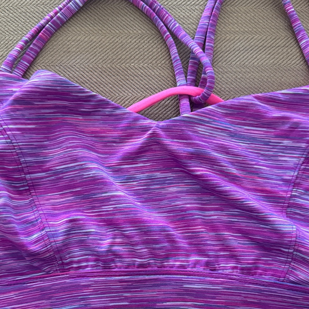 Old Navy Multicolor Strappy Sports Bra - Picture 6 of 6